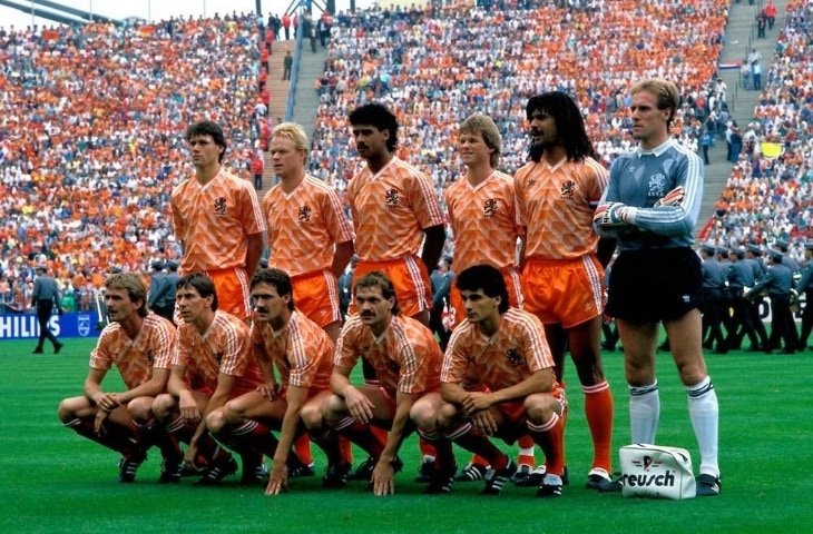 Interessant organiseren baan De EK titel van Nederland in 1988 | Voetbaluitslagen.com